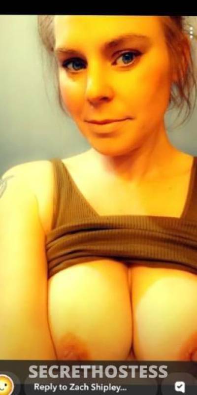 29 year old Escort in Columbus OH **video chat and carplay** specials available tonight