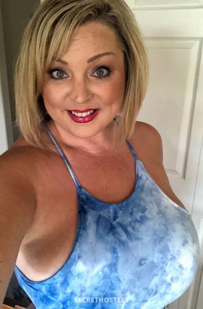 Tessa 50Yrs Old Escort Size 5 195CM Tall Long Beach CA Image - 1