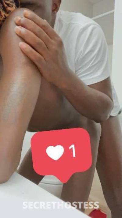23 year old Chinese Escort in Biloxi MS Chocolate Delight