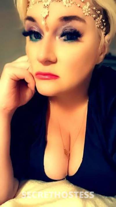 35 year old Escort in Racine WI Tired of clock watching sluts Need the whole package 
