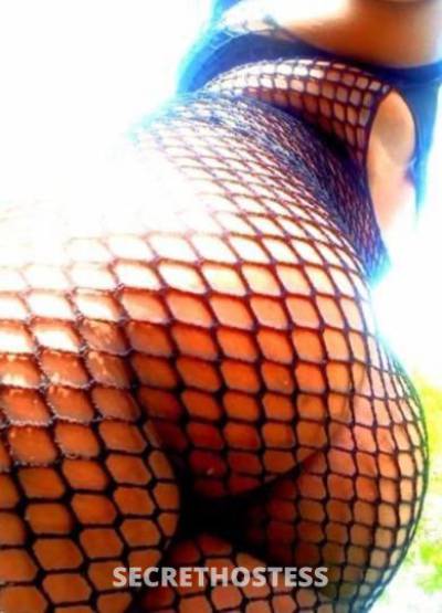 26 year old Egyptian Escort in Racine WI Trip to egypt