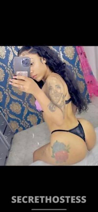 23 Year Old Colombian Escort Philadelphia PA - Image 1