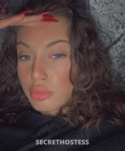 21 year old Escort in Charlotte NC available NOW