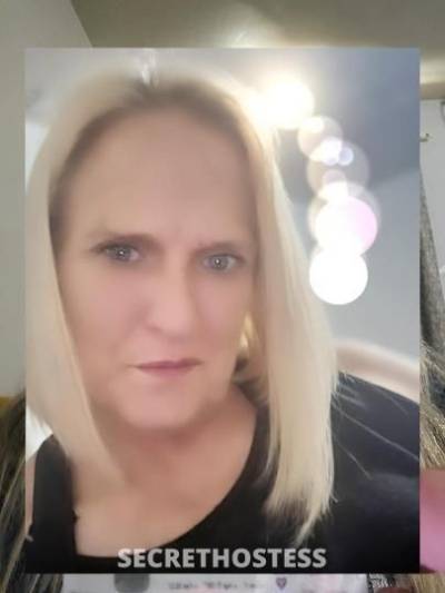 45 year old Escort in Denver CO Lifes too short to settle for less than perfect
