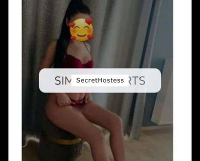 Slim Petite Brunette available on short notice - Let's have  in Northampton