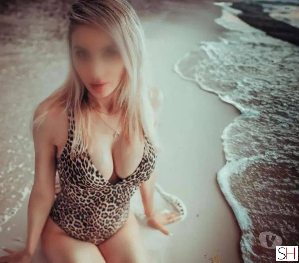 25Yrs Old Escort Hertfordshire Image - 2