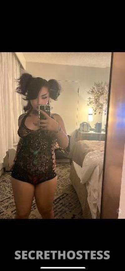 22 year old Escort in Denver CO sweet tasty make you want me treat yourself to me