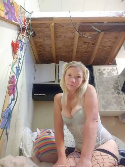 32 Year Old Escort Vancouver Blonde - Image 1