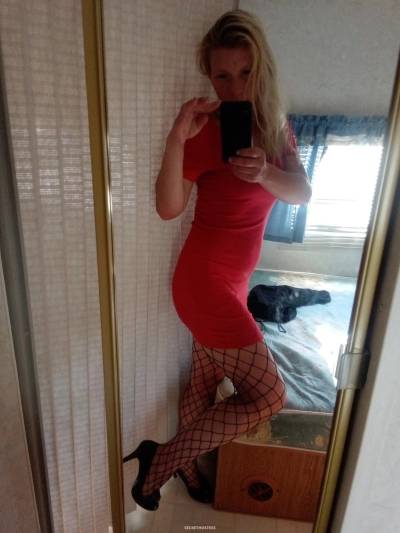 32 Year Old Escort Vancouver Blonde - Image 2