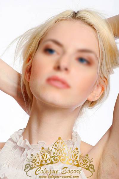 Anna 25Yrs Old Escort 50KG 164CM Tall Cologne Image - 5