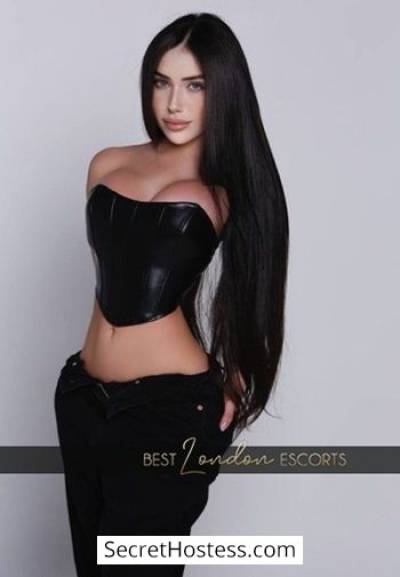 18 year old Latvian Escort in London Plum, Best London Escorts Agency