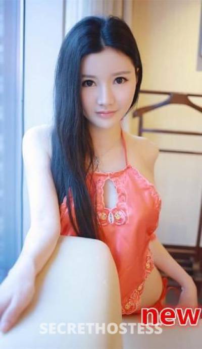 22 year old Thai Escort in Madison WI Thai girl Nancy