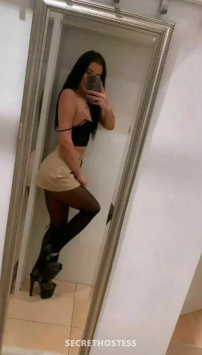 26Yrs Old Escort 50KG 170CM Tall Izmir Image - 1