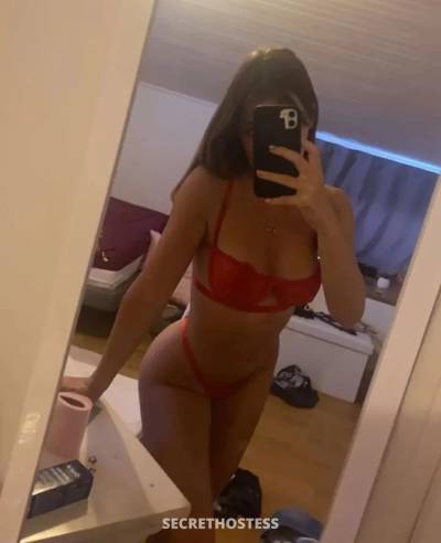 26 Year Old Escort Brussels Brunette - Image 2