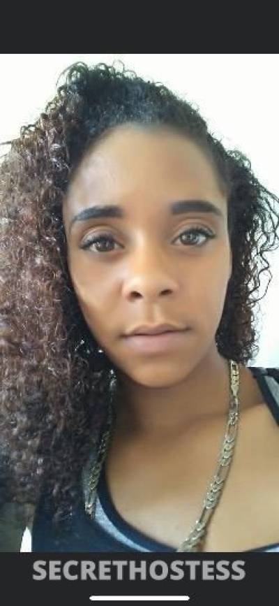28 year old Escort in West Palm Beach FL Yumi petite fantasy