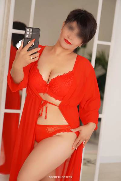 37 Year Old Escort Moscow Brunette - Image 4