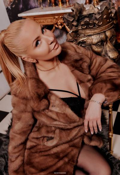 38 Year Old Lithuanian Escort Vilnius Blonde - Image 2