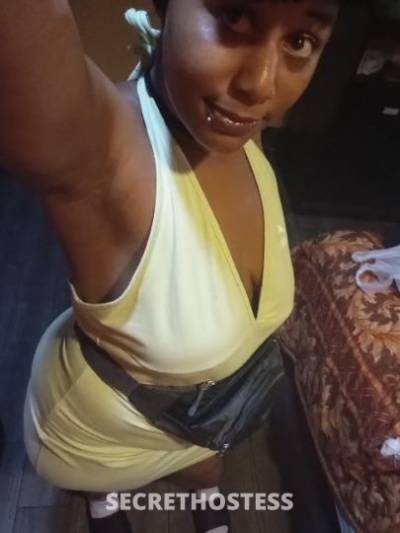 24 year old Escort in Houston TX Qv n hhr specials limited time