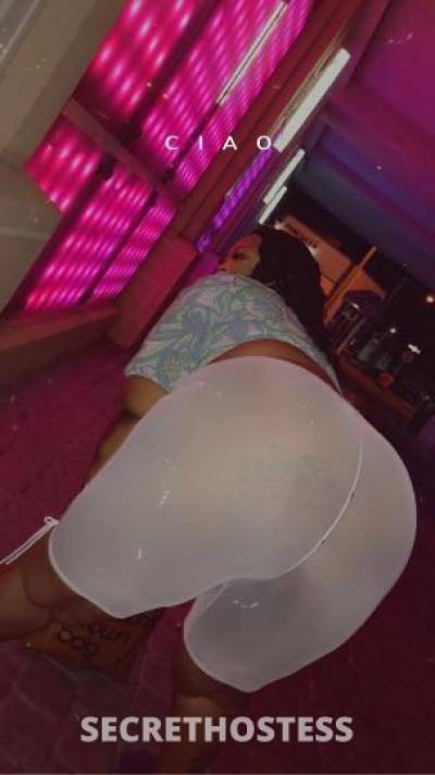 27 year old Escort in Harrisburg PA robin da rainstorm