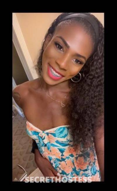 28 year old Escort in West Palm Beach FL QUEEN of FLORIDA IG =YESMAM411