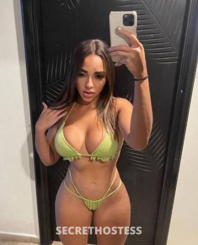 28 year old Escort in Queens NY Laura la reina de la mamada