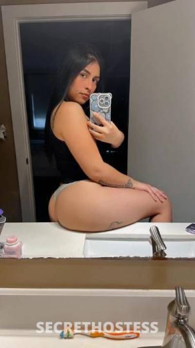 23 Year Old Colombian Escort Chicago IL - Image 1