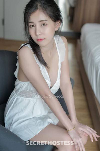 Enjoy The Pleasure And Good Company Escort Monica in Kuala Lumpur