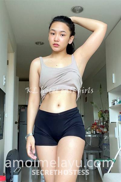 25 year old Escort in Kuala Lumpur Awaiting Your Embrace, Sensual Companion Ika