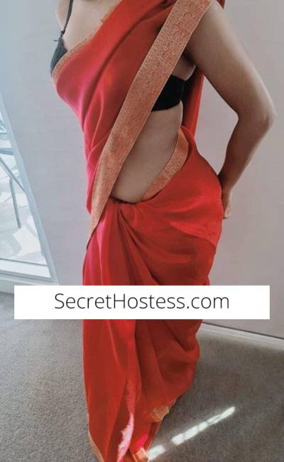 Indian girl new to Tamworth in Tamworth