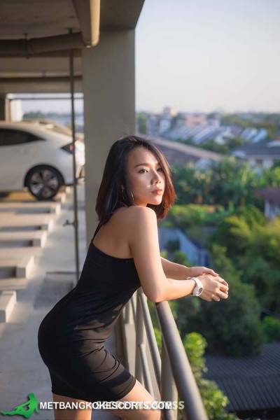 A Beautiful Tanned Babe Escort Thiya Full Enjoyment Together in Bangkok