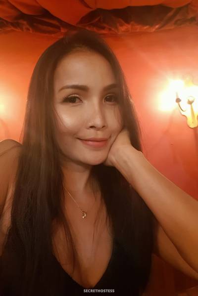 42 Year Old Escort Bangkok - Image 2