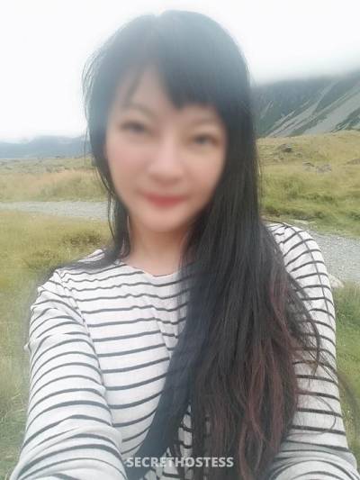 Emma 25Yrs Old Escort Size 8 165CM Tall Auckland Image - 2
