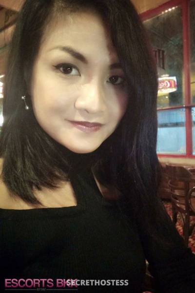 35 Year Old Thai Escort Bangkok - Image 2