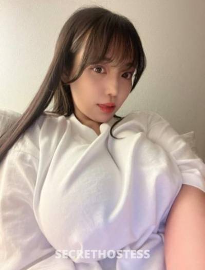 23 year old Korean Escort in Kansas City MO Fantasies with petite korean girl