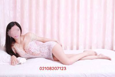 26 Year Old Chinese Escort Auckland - Image 3