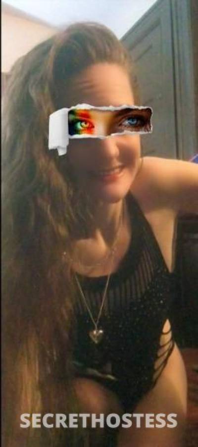 36 year old Escort in Dayton OH Respectful and Respecting Woman seeking Fun and Night 
