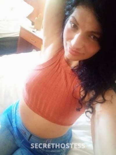 29 year old Escort in Raleigh-Durham NC sexy sweet exotic bootylicious girl next door