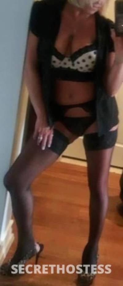 Sady 47Yrs Old Escort Orange County CA Image - 0