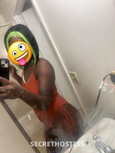 Slim 20Yrs Old Escort Eastern NC Image - 1