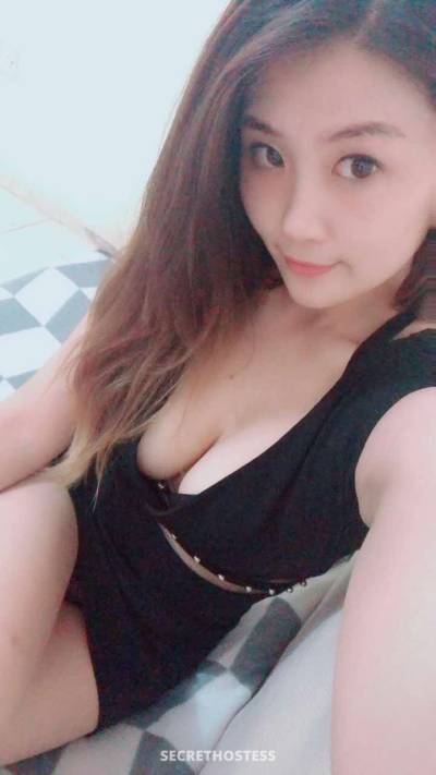 28 Year Old Asian Escort Abu Dhabi - Image 1