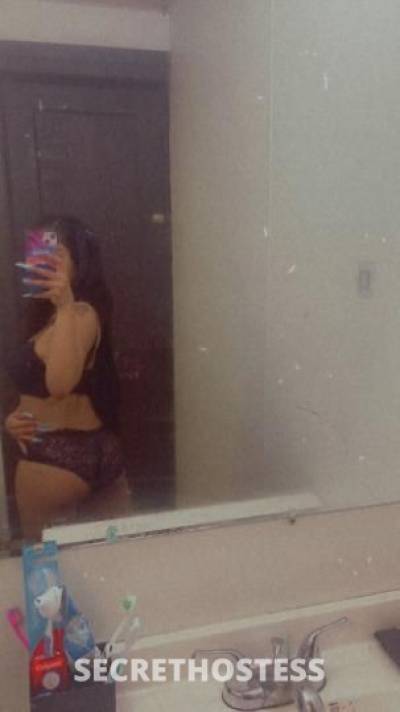 27 Year Old French Escort Chicago IL - Image 1