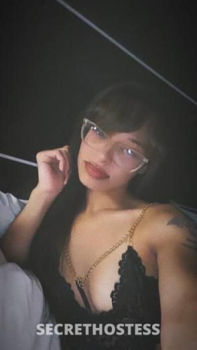 23 year old Escort in Toledo OH sexxyy mammii in and outcalls