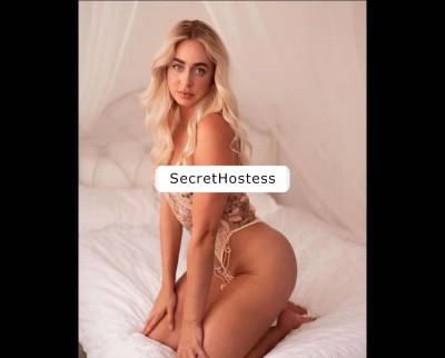 27 year old Escort in West London Available for both incall and out