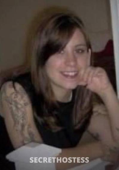 37 year old Escort in Albany NY sexy and petite
