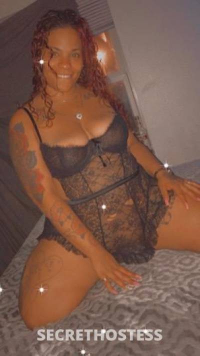 Mixed tatted redbone in Tampa FL