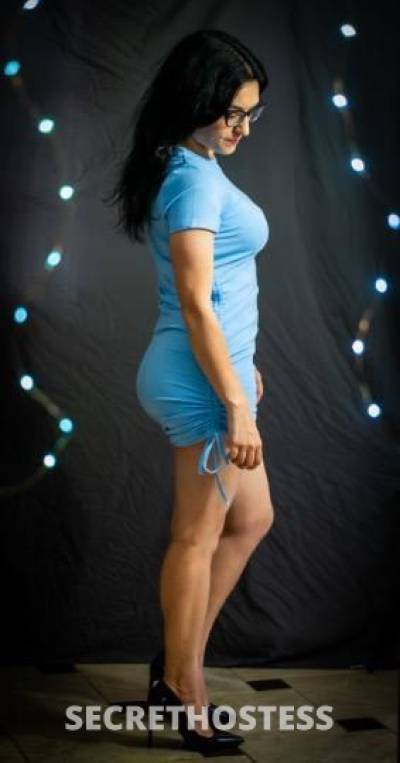 28 year old Escort in Brooklyn NY Come See Me ? Texts Only