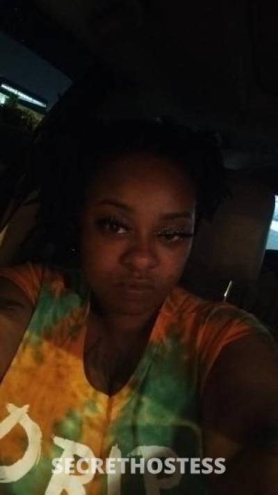 Water 33Yrs Old Escort Milwaukee WI Image - 1