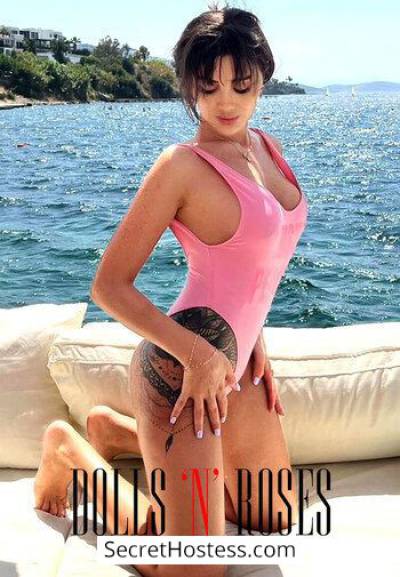 27 year old Escort in London Harper, Dolls and Roses Agency
