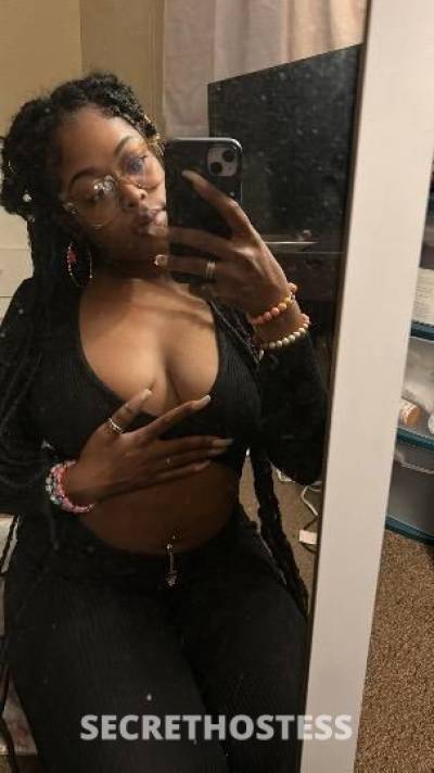 22Yrs Old Escort Oakland CA Image - 1