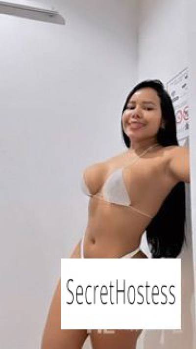 24 Year Old Latino Escort Lisbon Black Hair Brown eyes - Image 3